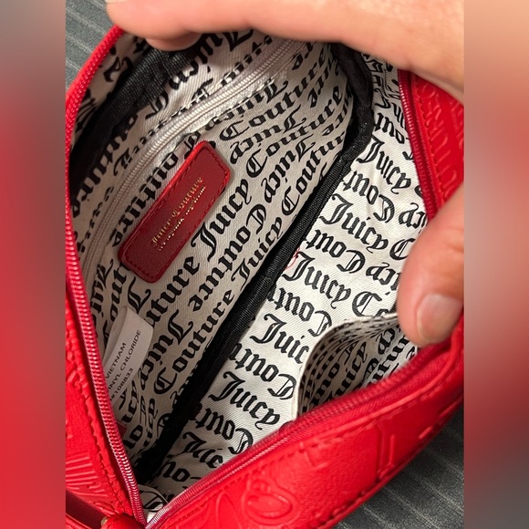 Juicy Couture Textured Logo RED Camera Crossbody Bag NICE - Picture 10 of 12